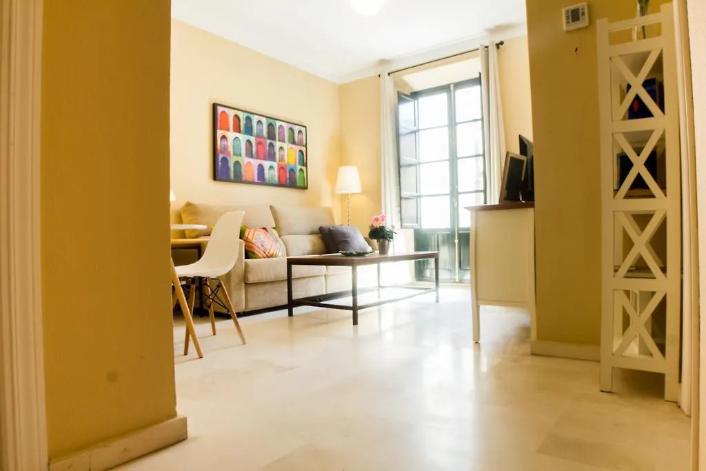 Eva Recommends Pinton Apartment Seville